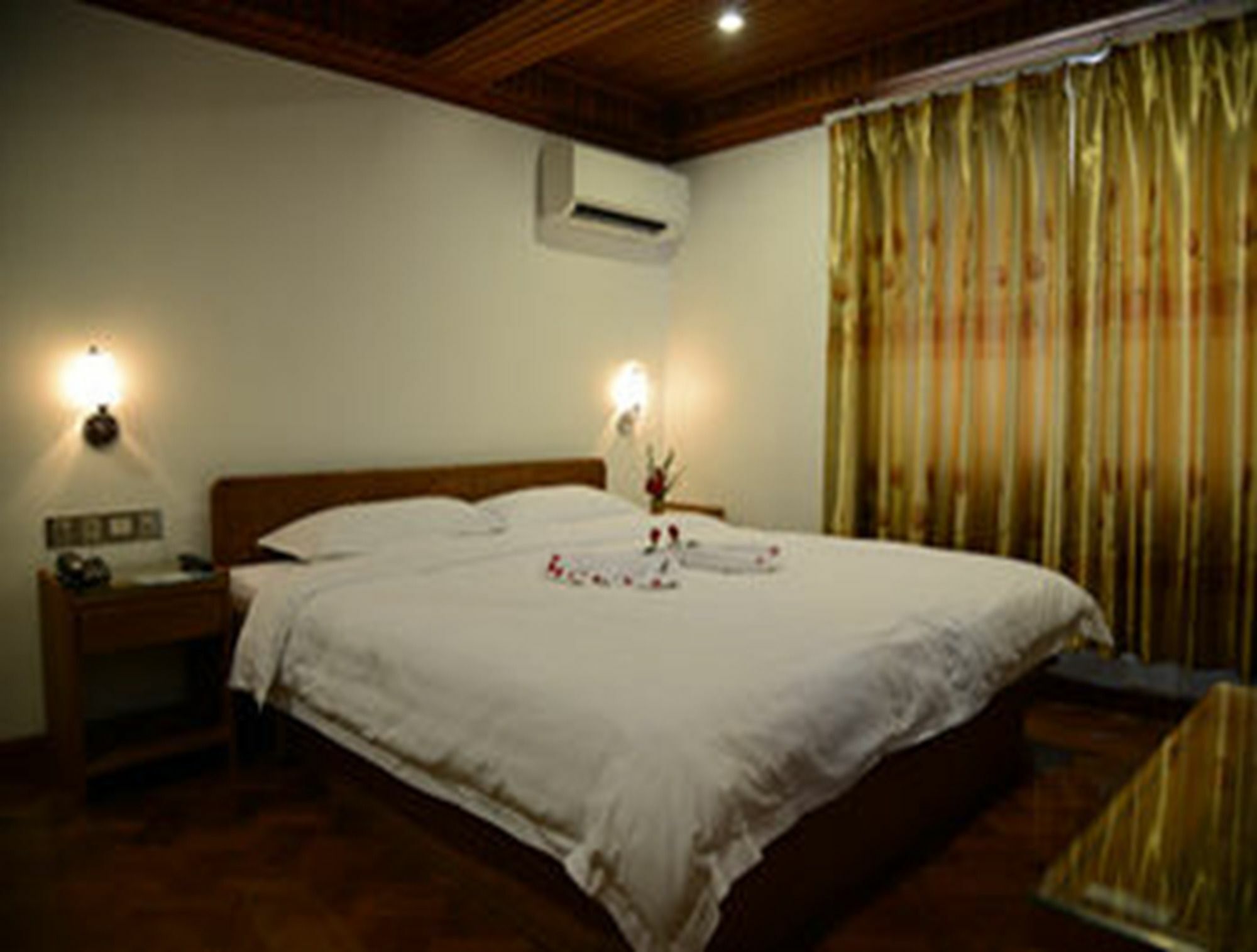 Hotel Wardan Yangon Exterior photo